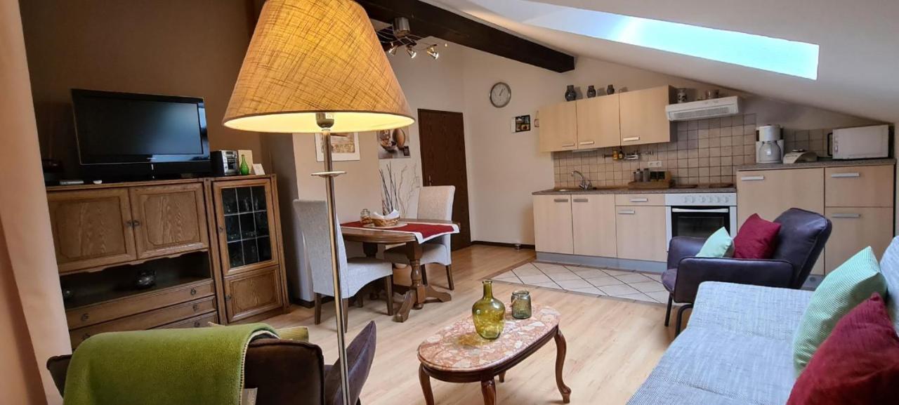 Ferienwohnung Pia Меттлах Екстер'єр фото
