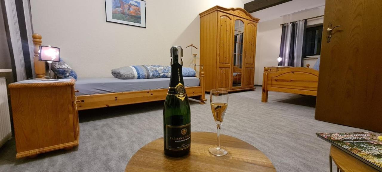 Ferienwohnung Pia Меттлах Екстер'єр фото