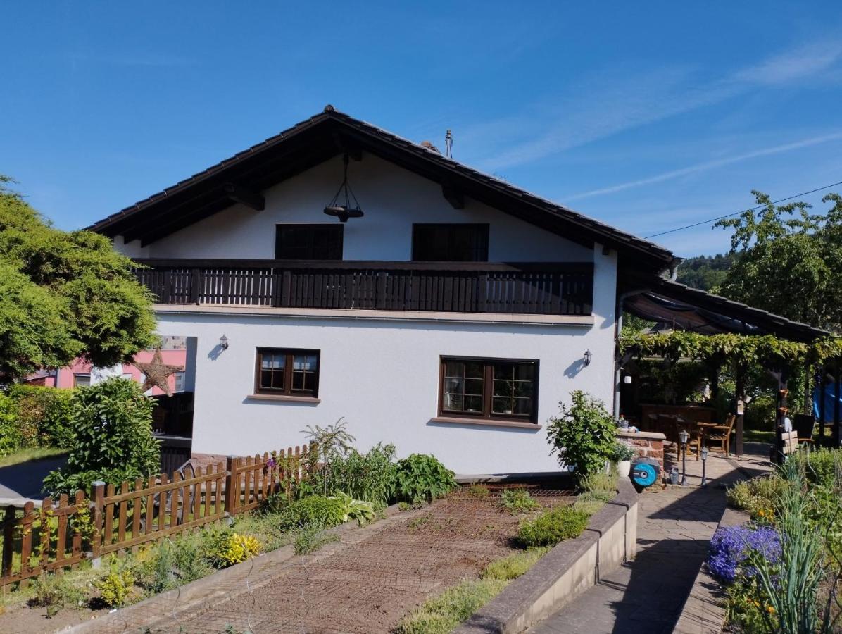 Ferienwohnung Pia Меттлах Екстер'єр фото